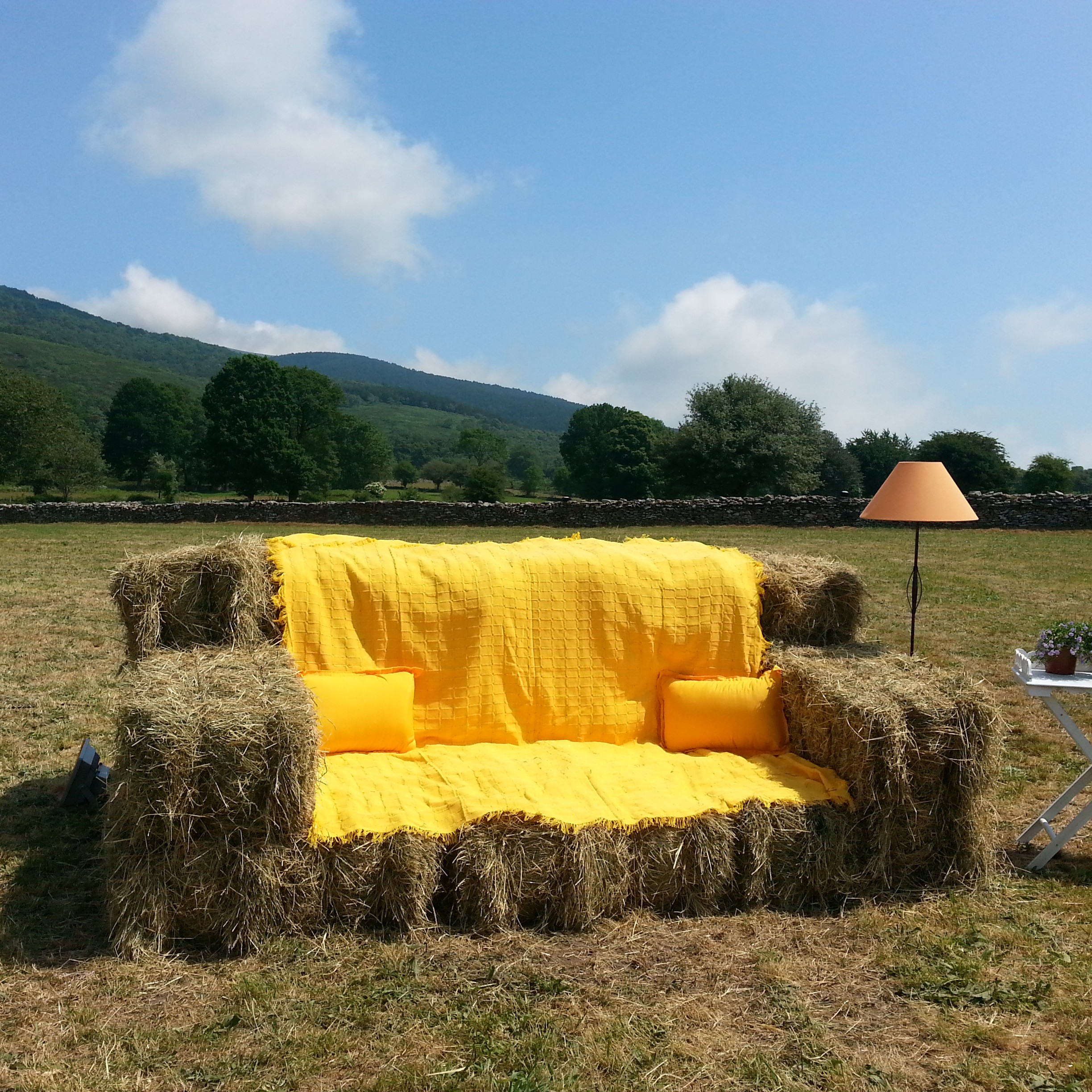 el sofa amarillo boda rustica burgos (3)