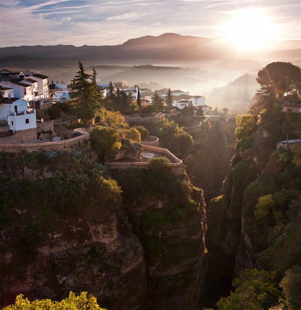 Los pueblos y lugares más bonitos de España